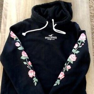 Hollister California Women's Hoodie Black Pink Roses Cotton Blend